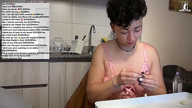 kittyfitty29's cam snapshot