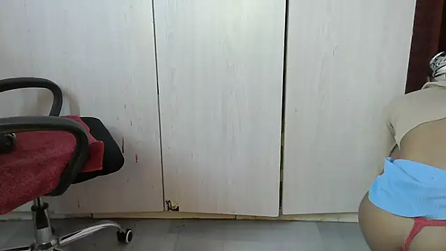 Creepy_Sexy live sex cam