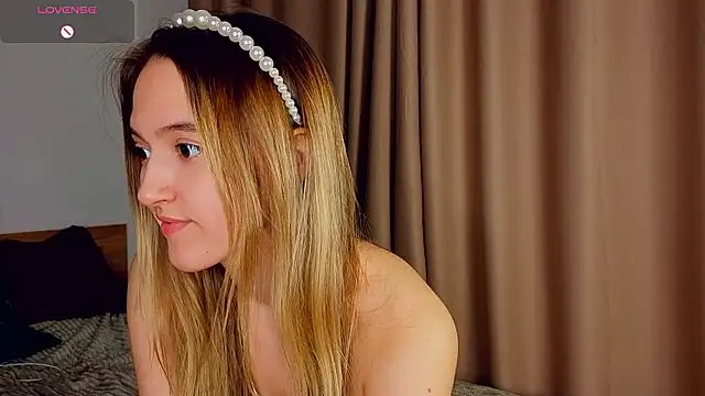 SupakuChan's cam snapshot