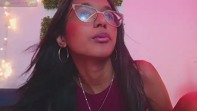 luna_valen's cam snapshot