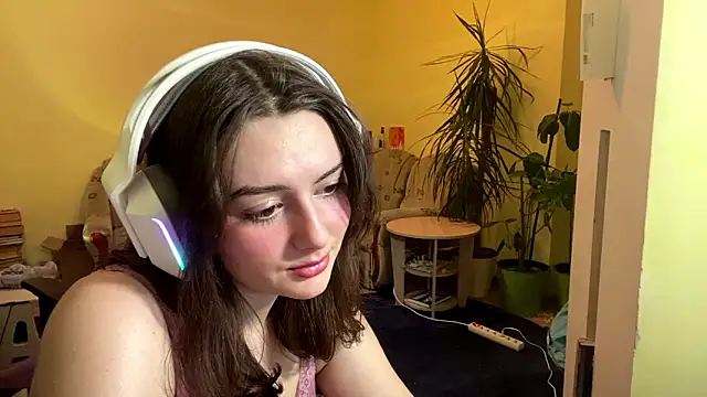 Ashleymons's cam snapshot