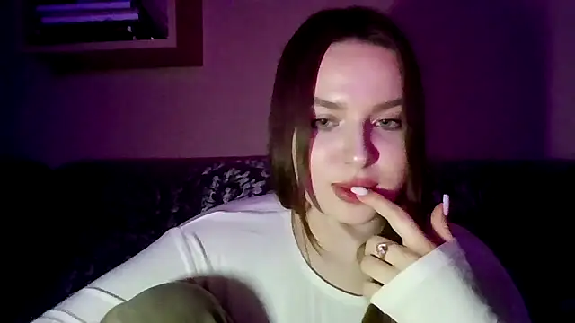 BratzDollVibes's cam snapshot