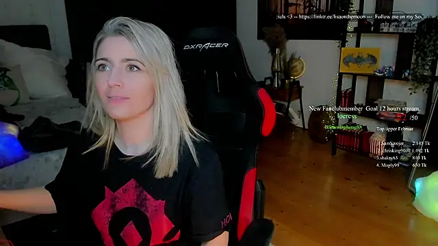 Lisaonthemoon's cam snapshot