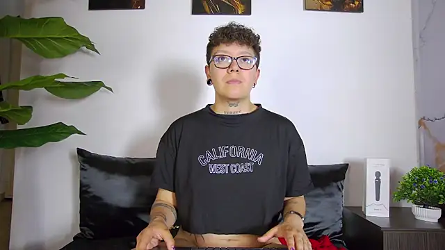 alex_noa's cam snapshot