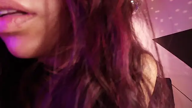 goddess_julieta's cam snapshot