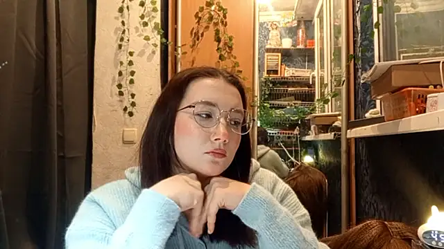 PhoebePalmer's cam snapshot