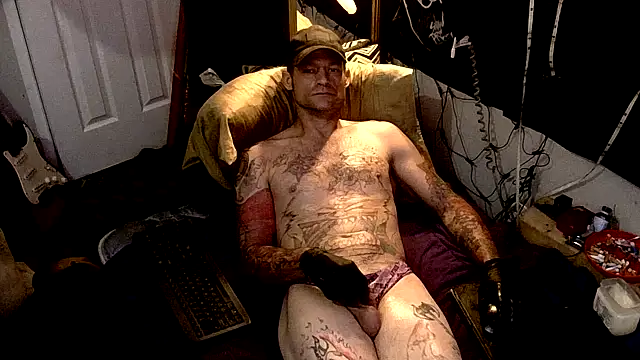 TheOneYouLove69's cam snapshot