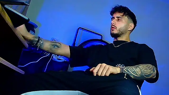 XanderCage99 live sex cam