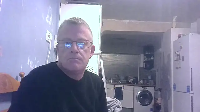 hefin18's cam snapshot