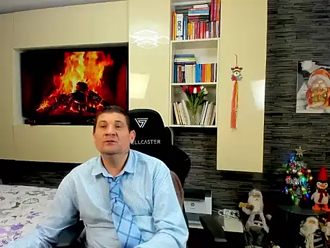 SpartacusDaddy48's cam snapshot