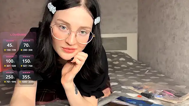 FakeLamb live sex cam