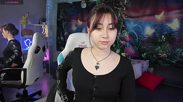 ClaraParks's cam snapshot