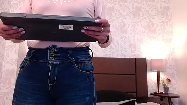 Ava_Raye's cam snapshot