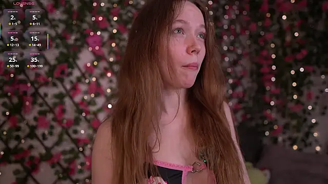 Petite_Polly's cam snapshot