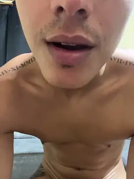 Diego_Navas1's cam snapshot