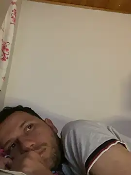 Michaell_Spinelly's cam snapshot