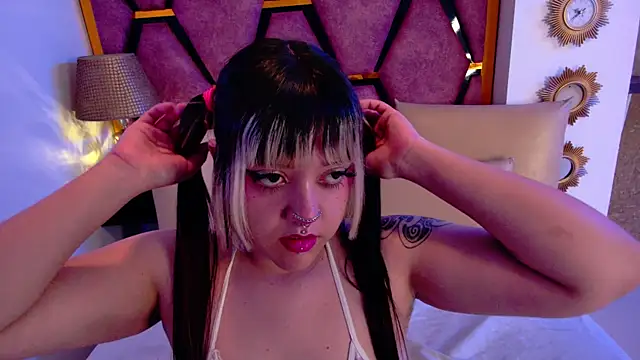 Charlotte_Myers live sex cam