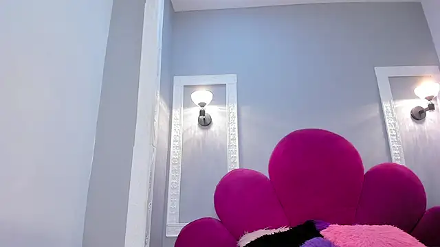 Bonniie_22 live sex cam