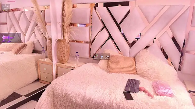 Evadne_Stein's cam snapshot