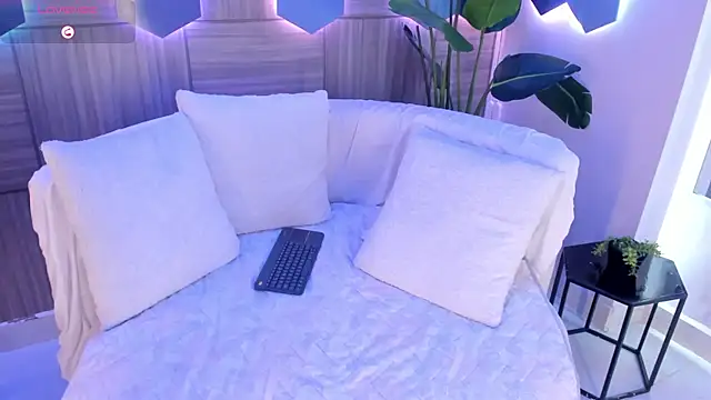 KatyaKozlov's cam snapshot