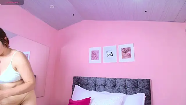 maddie_beauty's cam snapshot