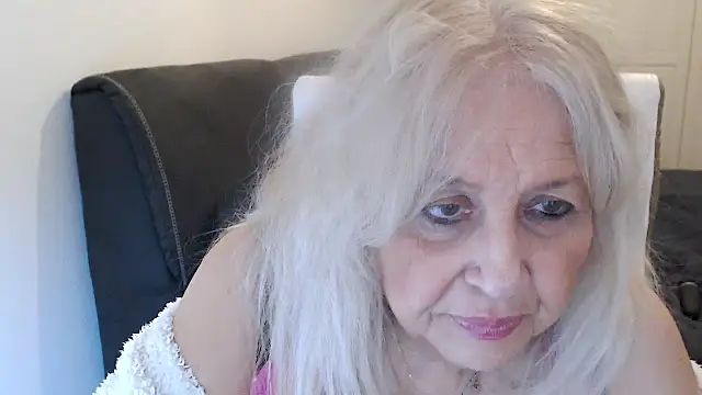 SusiLifeXXX's cam snapshot