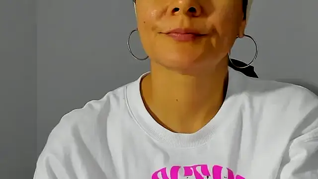 Sami_Hotie1's cam snapshot