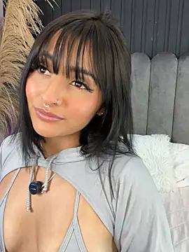 Nanda_vixen_'s cam snapshot