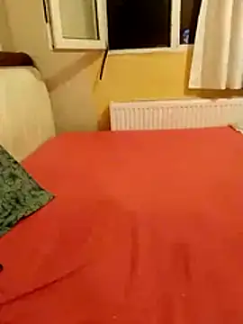 sevimlikelebek29's cam snapshot