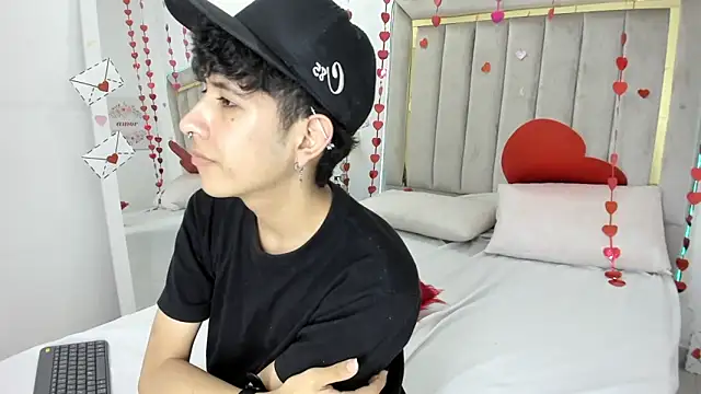 julian_xx live sex cam