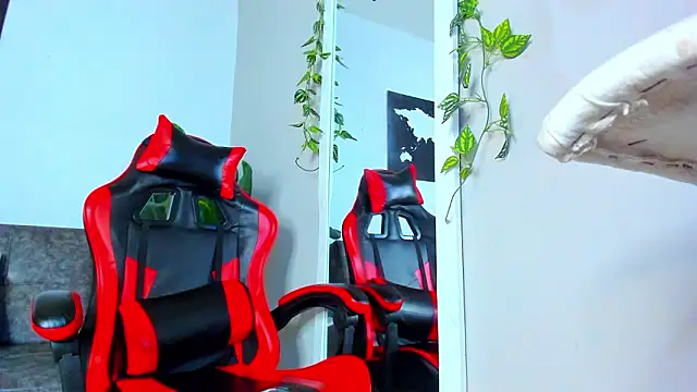 Alessrose live sex cam