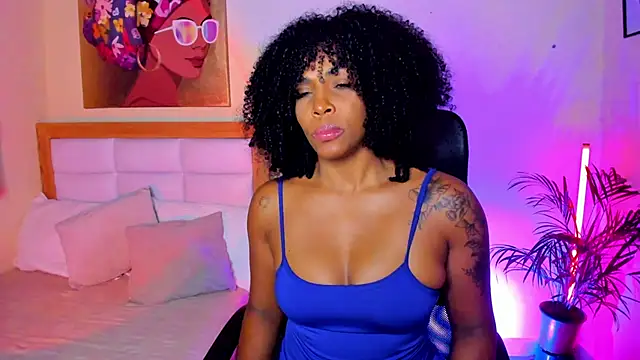 AitanaBrown_'s cam snapshot