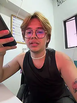 benji_vampire live sex cam