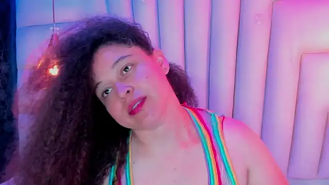 IrinaVoshh_'s cam snapshot