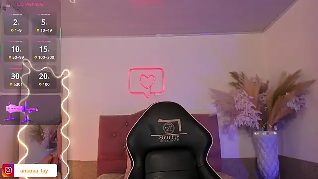 Amara_tay's cam snapshot