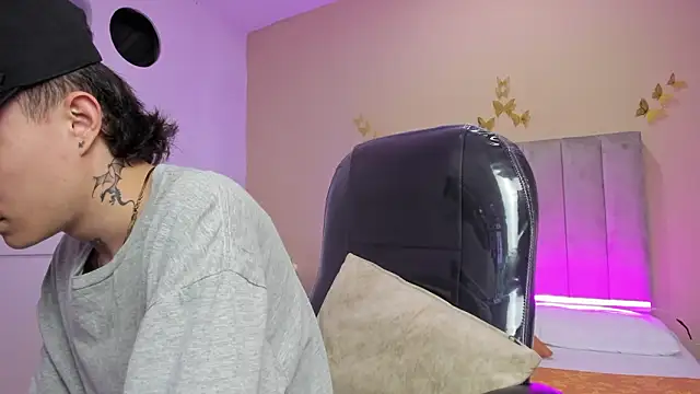 Nascary_Fox's cam snapshot