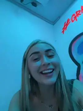 emma_oxford's cam snapshot