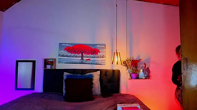 Dulce_charlottee live sex cam