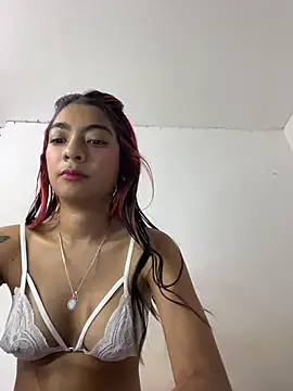 SusiJames_'s cam snapshot