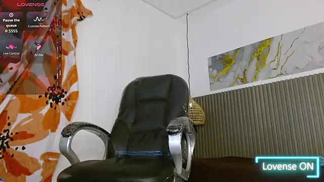 Dyla_n18's cam snapshot