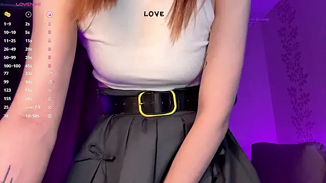 BlondeBun's cam snapshot