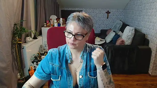 bigtits4you's cam snapshot