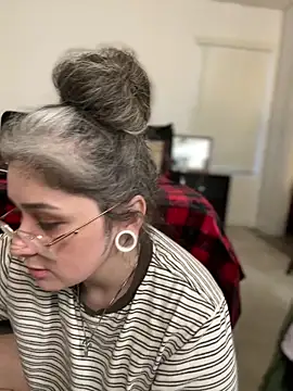 Alix_Valentine's cam snapshot