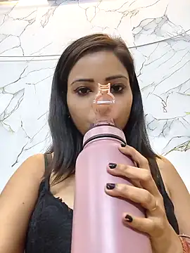 QUEEN-ADITI's cam snapshot