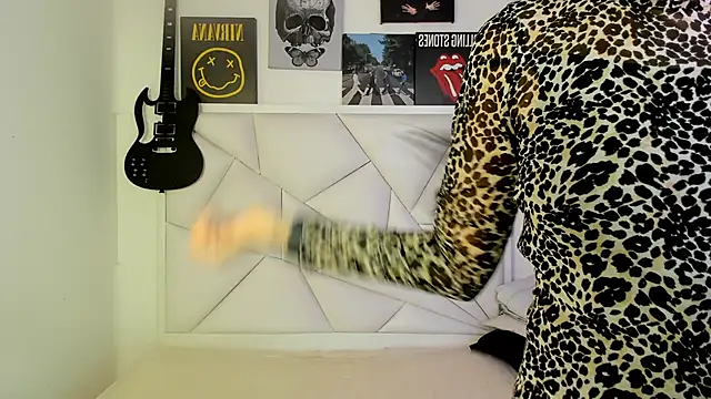 Carla_Bonnet's cam snapshot