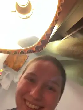 SugarNCinnamon's cam snapshot