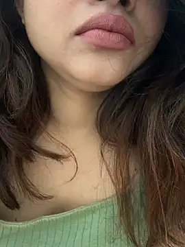 riya_sharma11's cam snapshot