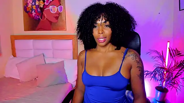 AitanaBrown_'s cam snapshot