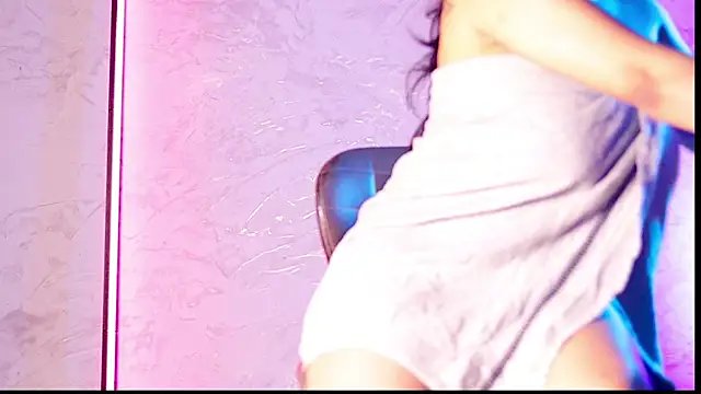 Morenahotcam live sex cam