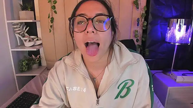 Bonnali_lune's cam snapshot